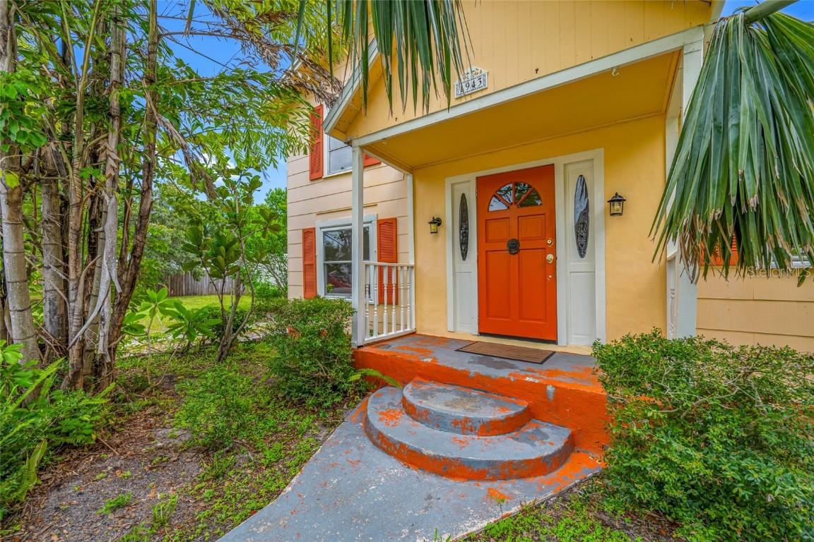 1943 36th Ave., St Petersburg, FL 33713