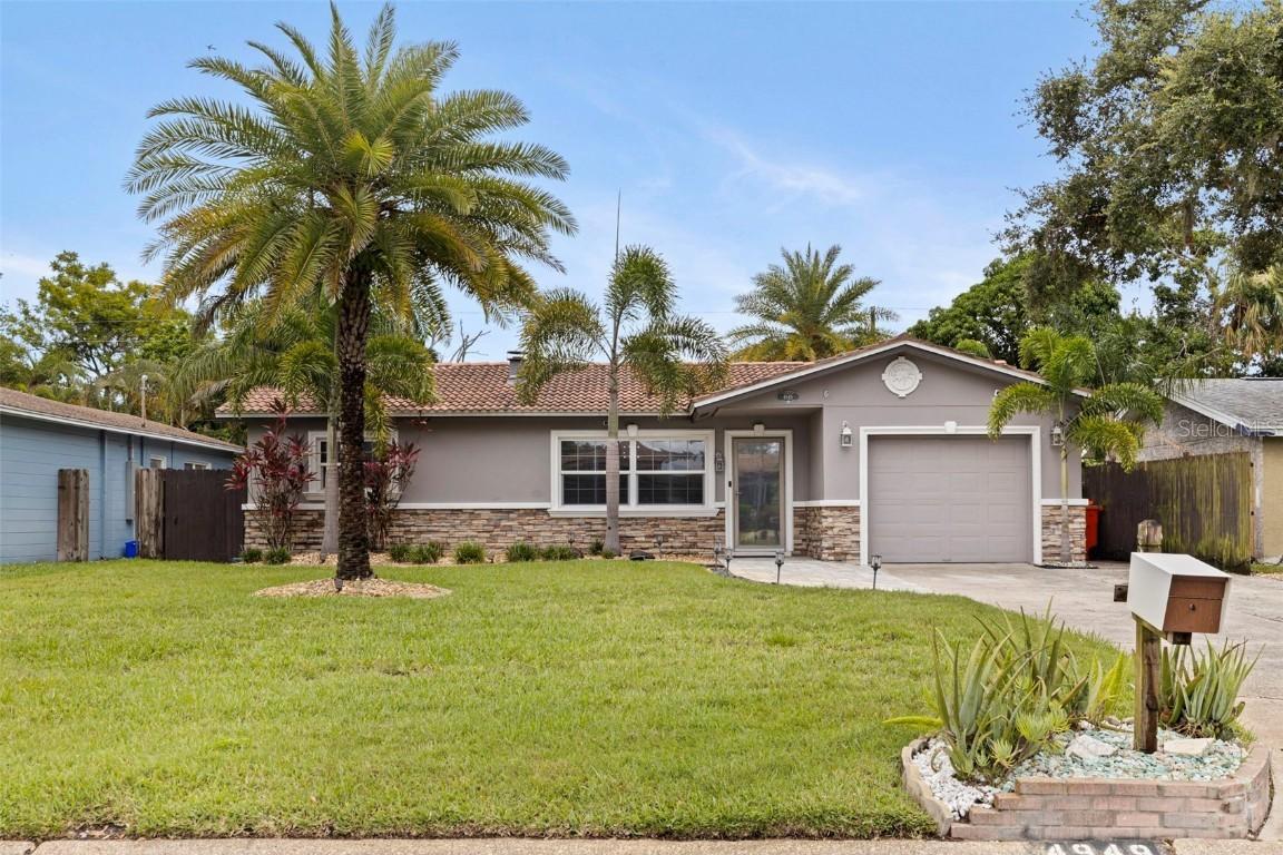 4949 97th Way, St Petersburg, FL 33708