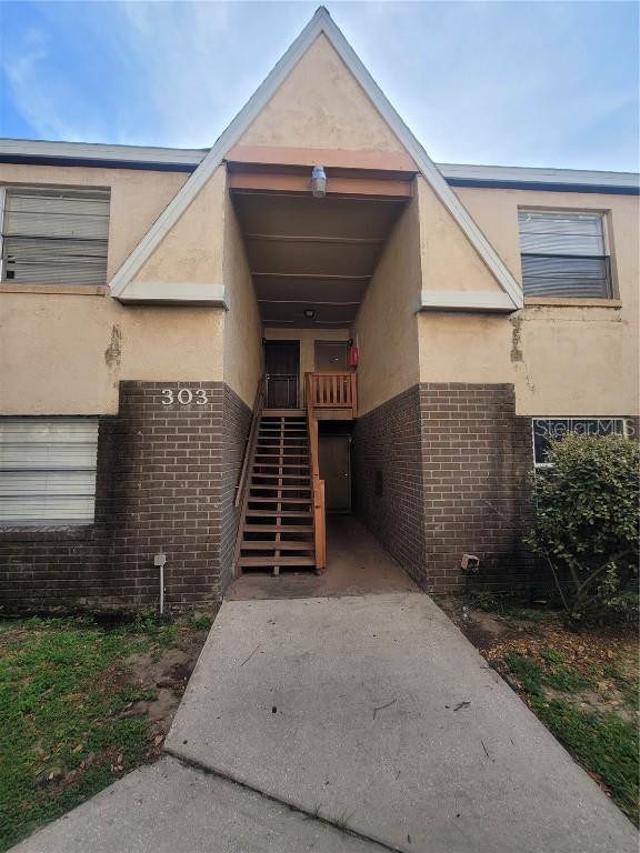 303 E Whitehall Ct. #C, Tampa, FL 33604