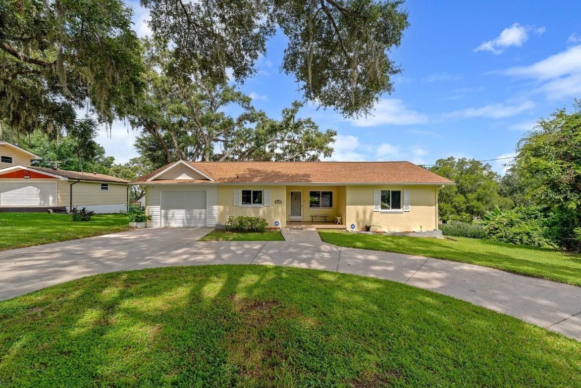 10831 Highview Dr., Dade City, FL 33525