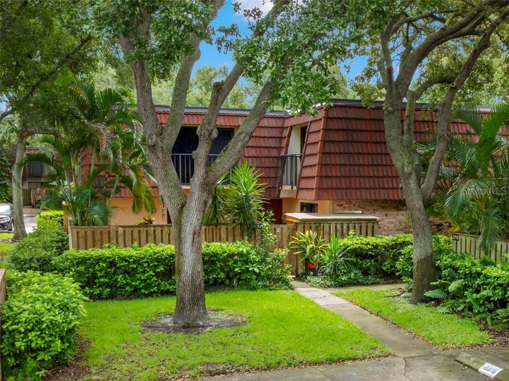 2712 12th Ct., Palm Harbor, FL 34684