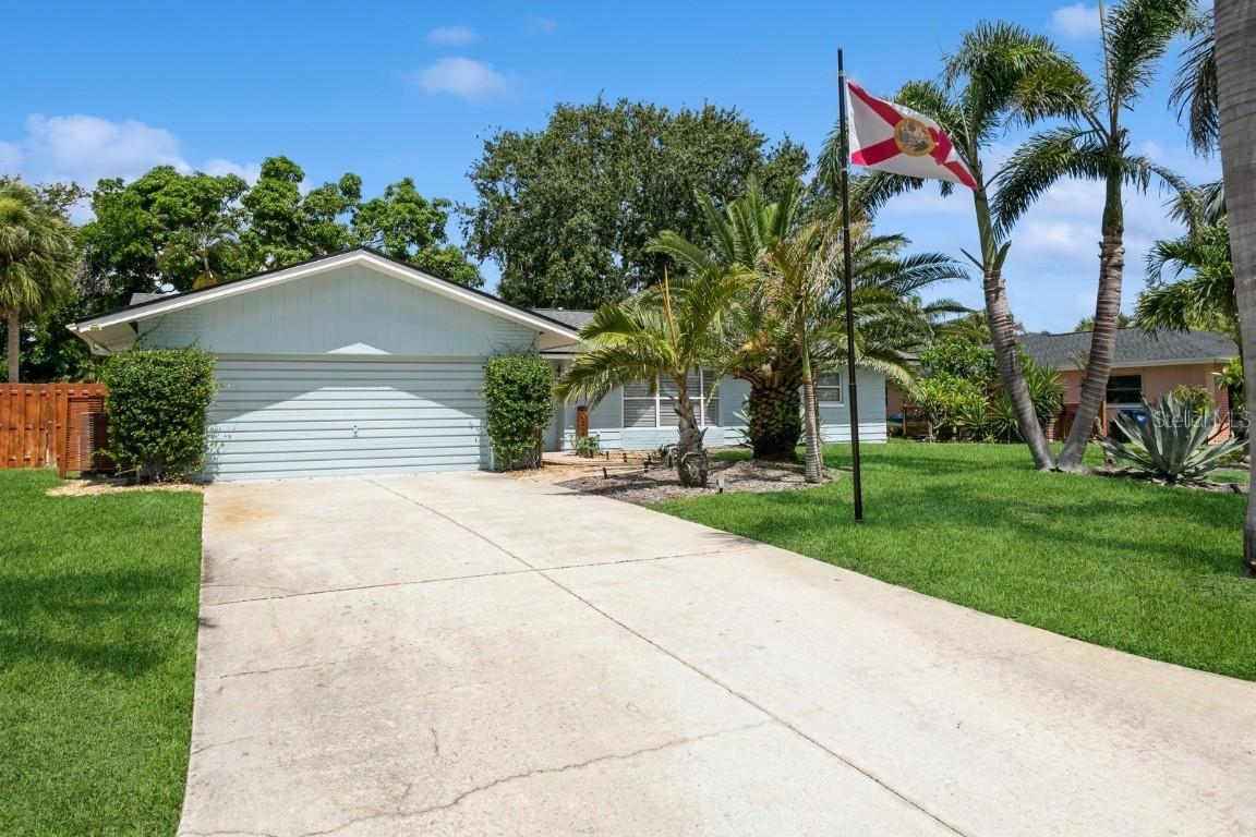 1304 63rd St., Bradenton, FL 34209