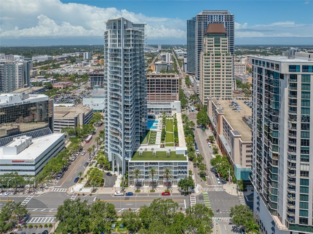 175 1st St. #2505, St Petersburg, FL 33701