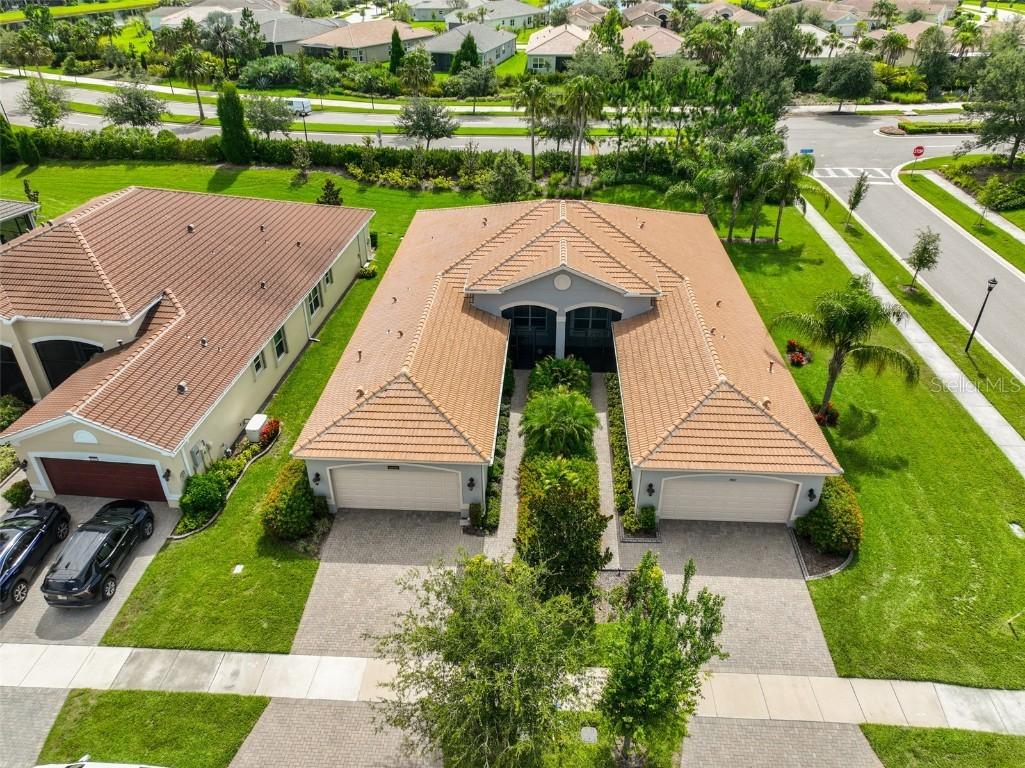 4905 Avila Lakes Dr., Wimauma, FL 33598