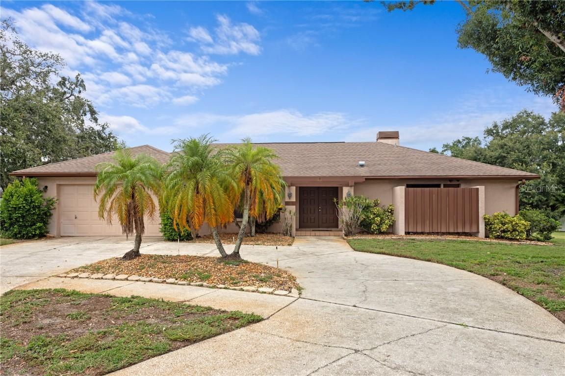 9311 136th Way, Seminole, FL 33776