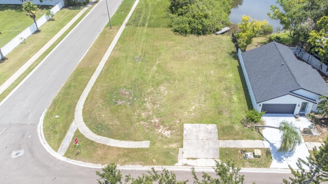 102 Lookout Dr., Apollo Beach, FL 33572