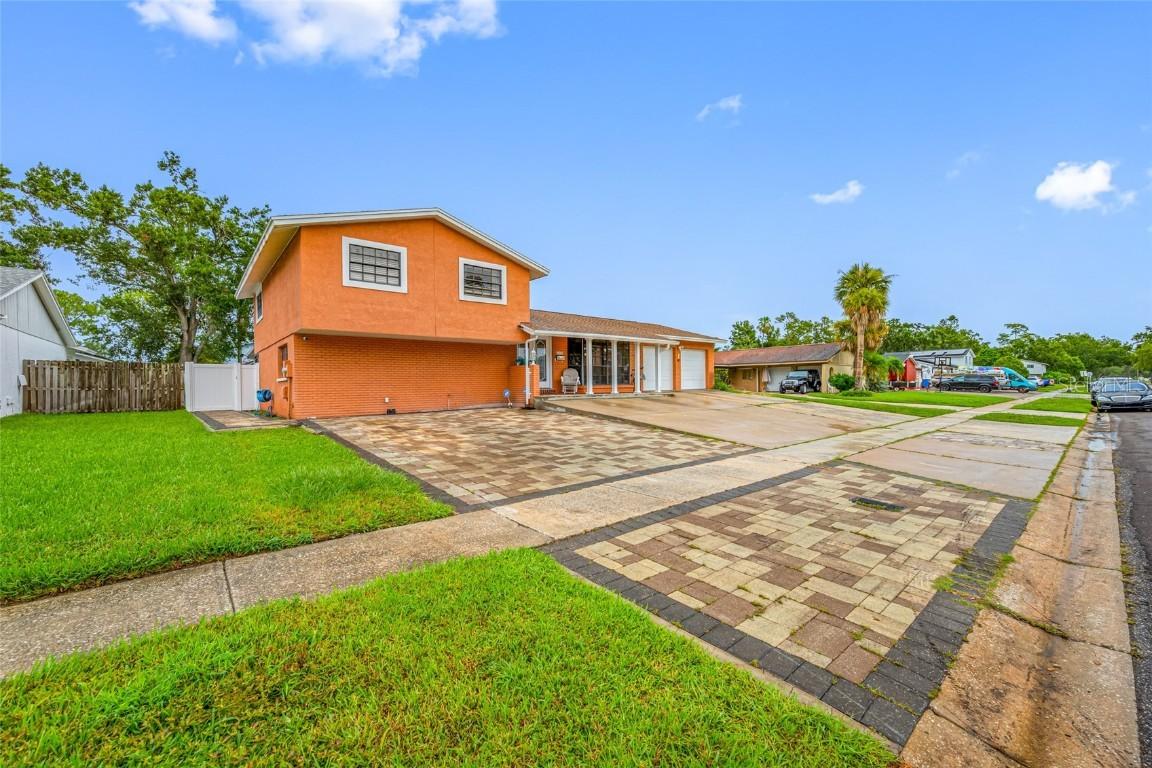 8309 W Elm St., Tampa, FL 33615