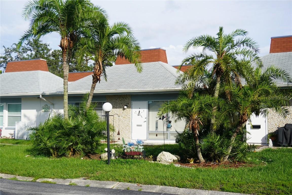 4329 Tahitian Gardens Cir. #B, Holiday, FL 34691