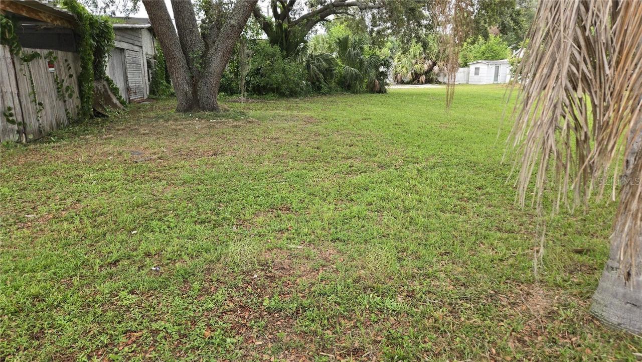 Woodlawn St., Clearwater, FL 33756