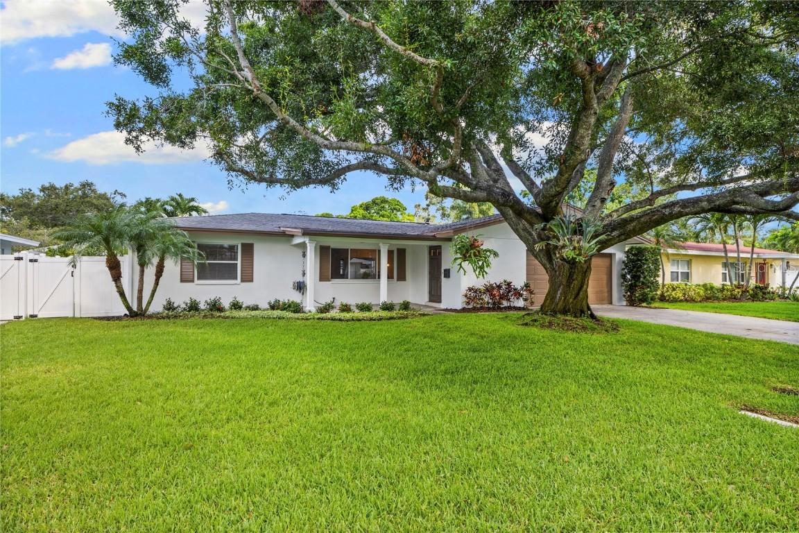 4090 14th Ln., St Petersburg, FL 33703
