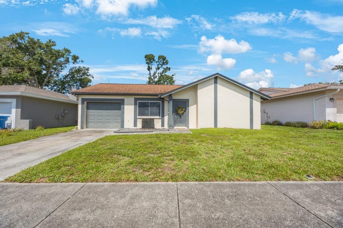 1722 W Groveleaf Ave., Palm Harbor, FL 34683