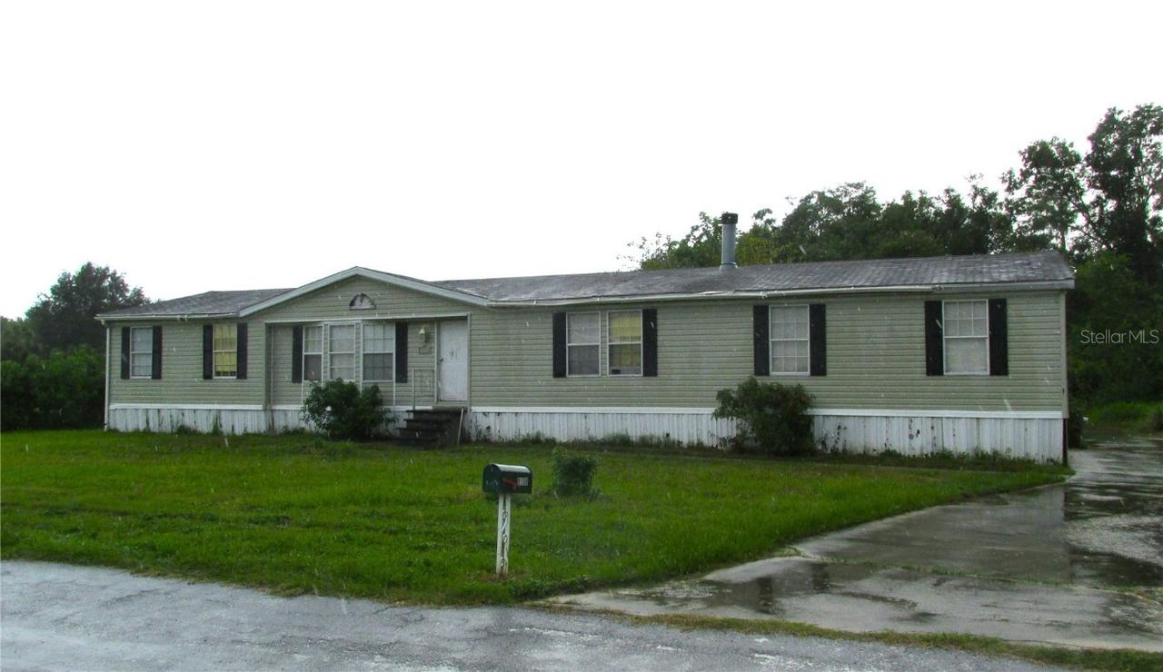 9150 Wood Terrace Dr., Tampa, FL 33637