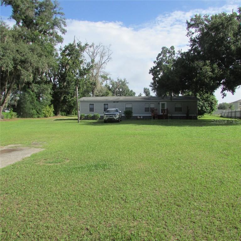 9510 Joe Ebert Rd., Seffner, FL 33584