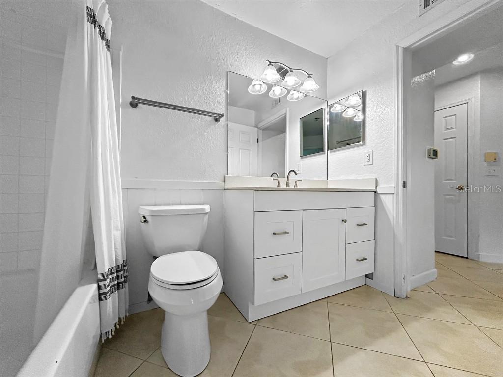 8517 Sea Harbour Ln. #103, Temple Terrace, FL 33637