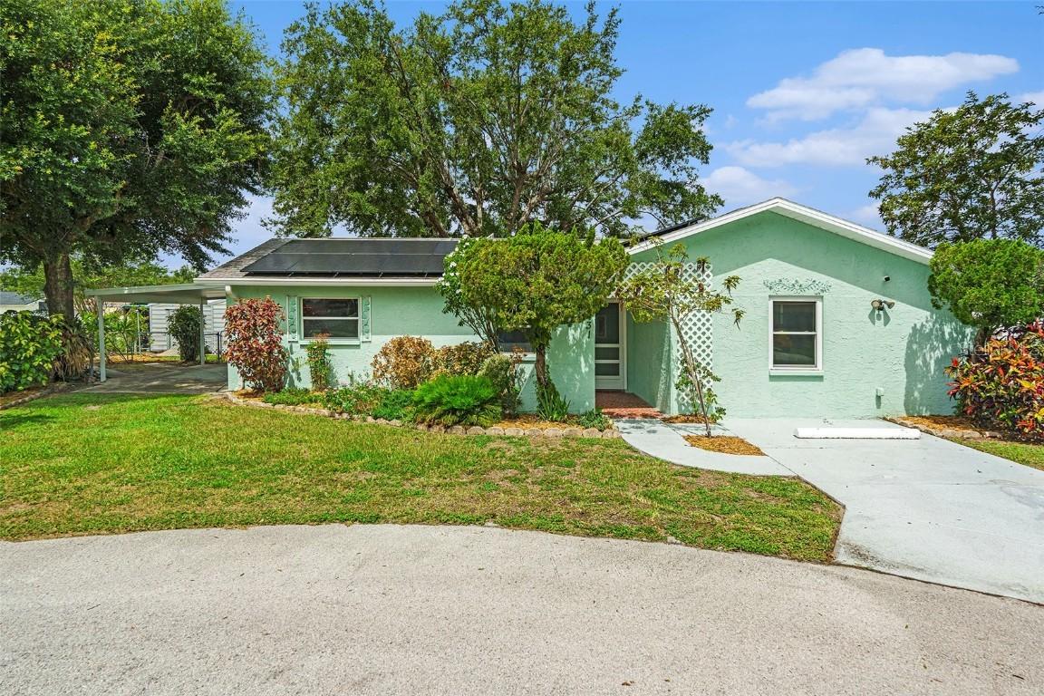 6131 17th St., Zephyrhills, FL 33542