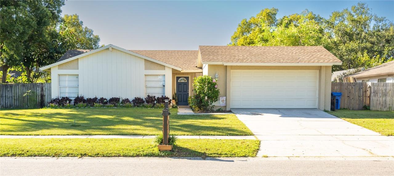 419 Bloomingfield Dr., Brandon, FL 33511