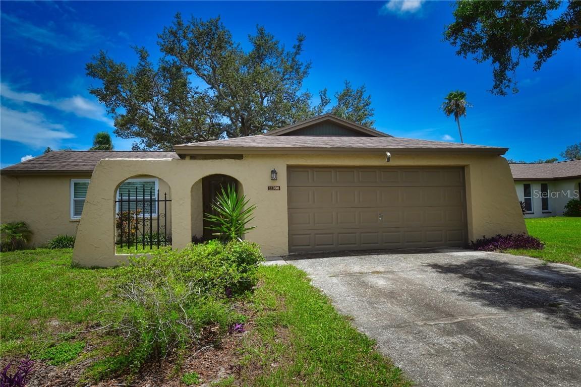 11990 104th Ave., Largo, FL 33778