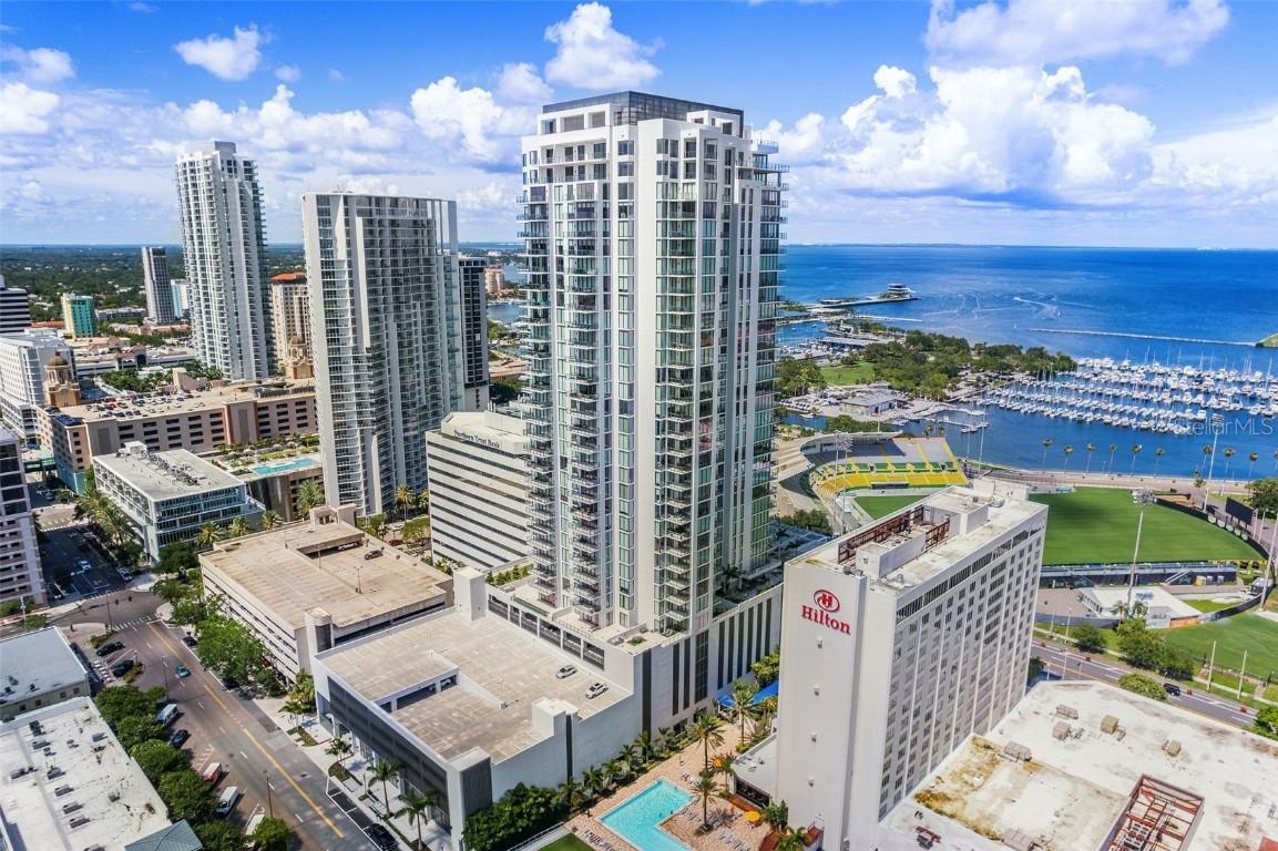 301 1st St. #2102, St Petersburg, FL 33701