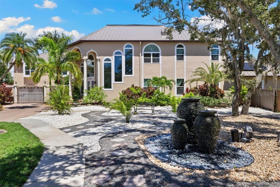 3025 Oakmont Dr., Clearwater, FL 33761