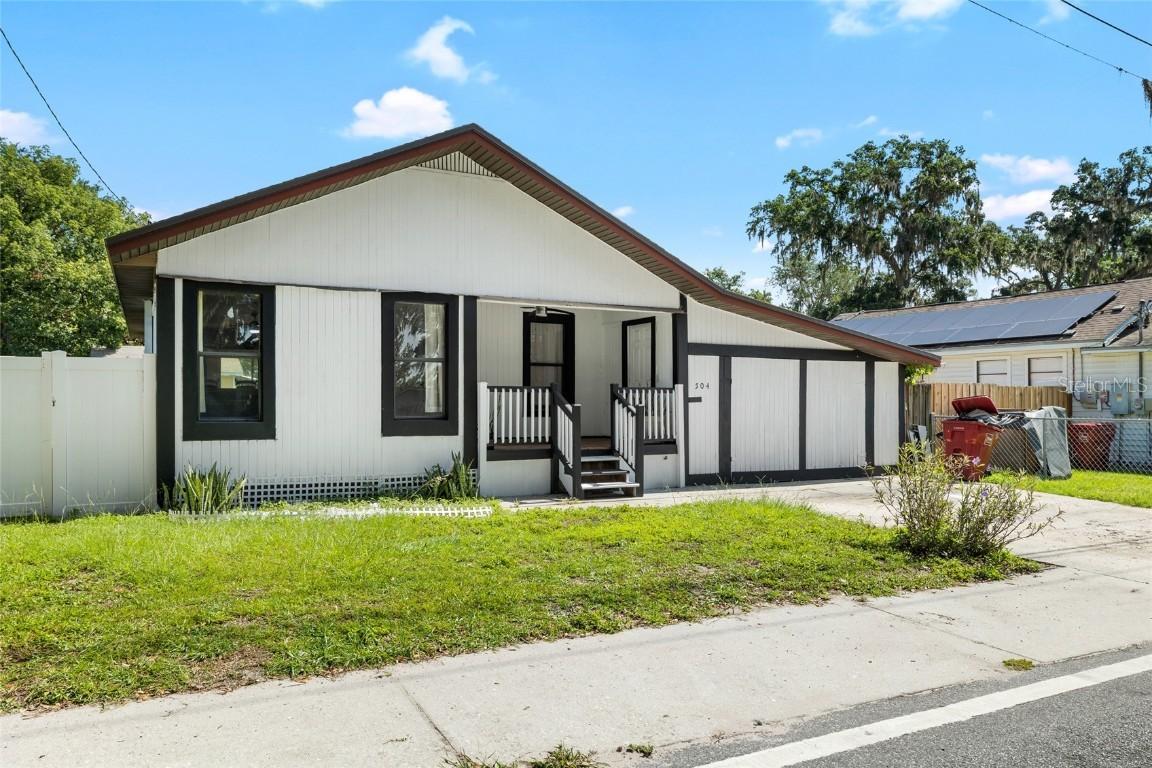 504 E Calhoun St., Plant City, FL 33563