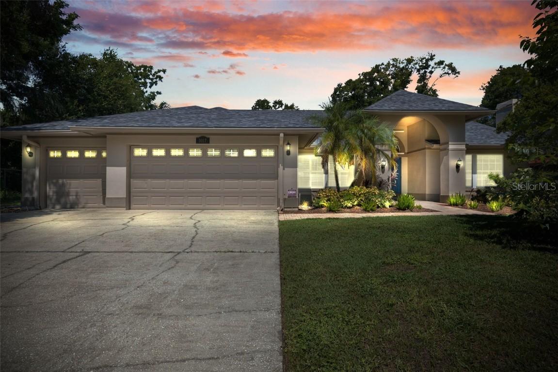 1017 Woodcrest Ave., Safety Harbor, FL 34695