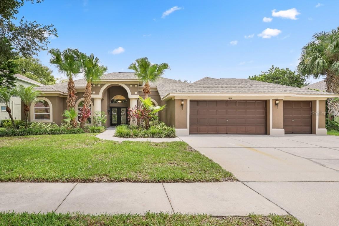 5614 Lark Meadow Pl., Lithia, FL 33547