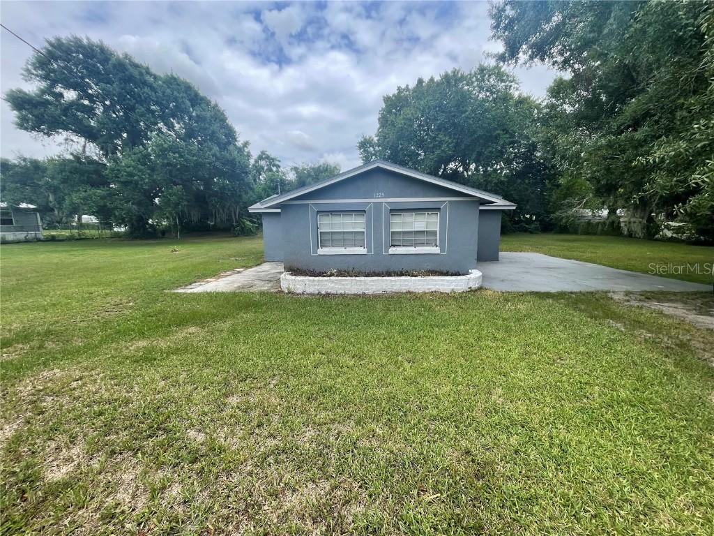 1225 Nemeth St., Auburndale, FL 33823