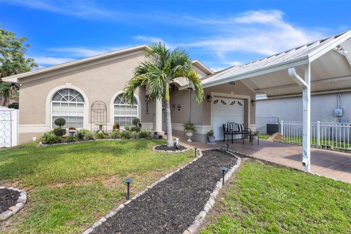 7220 N Amos Ave., Tampa, FL 33614
