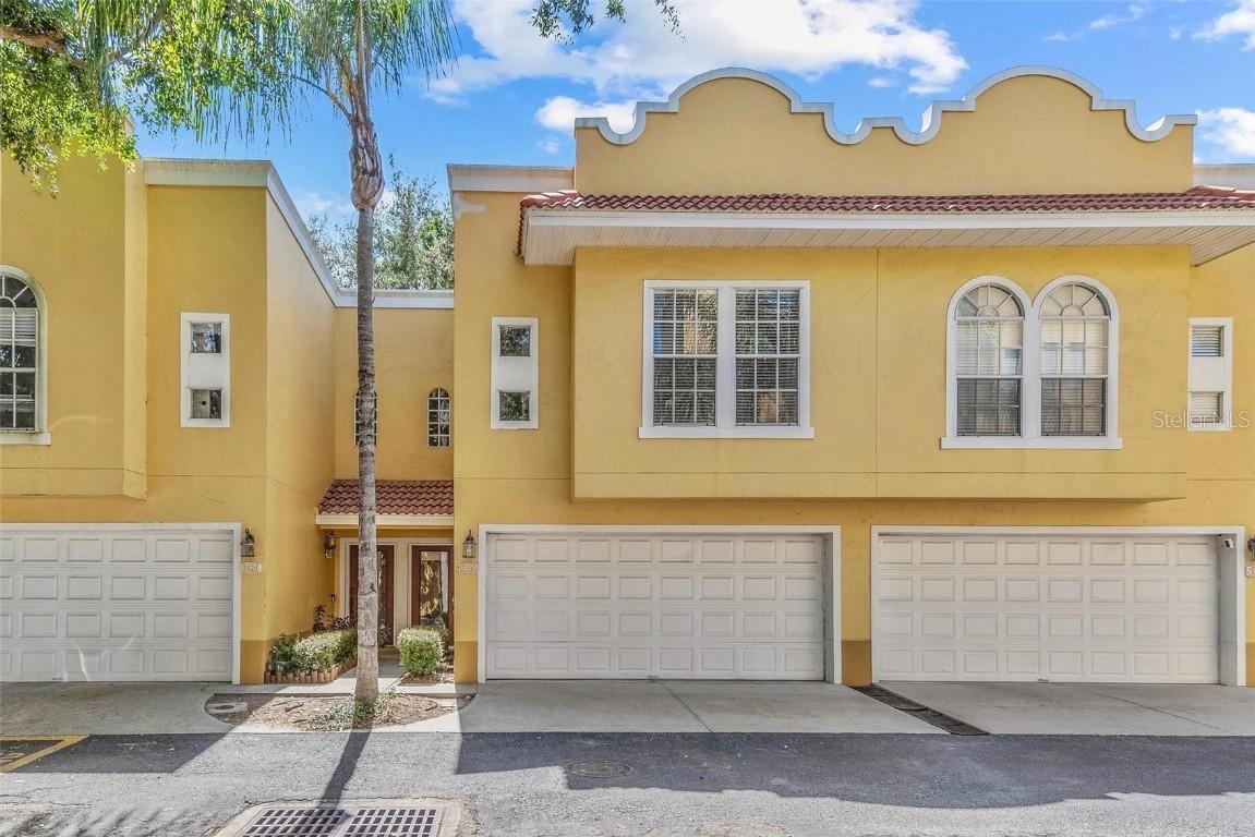 3330 Las Campos Pl., Tampa, FL 33611