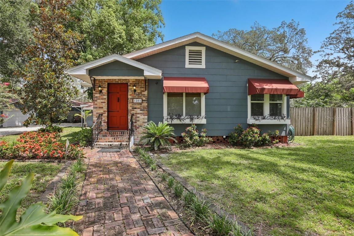1201 W Yukon St., Tampa, FL 33604