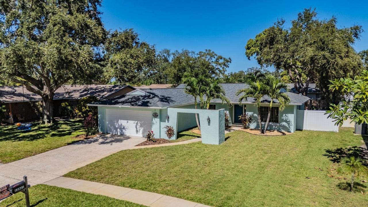 13521 Del Prado Dr., Largo, FL 33774