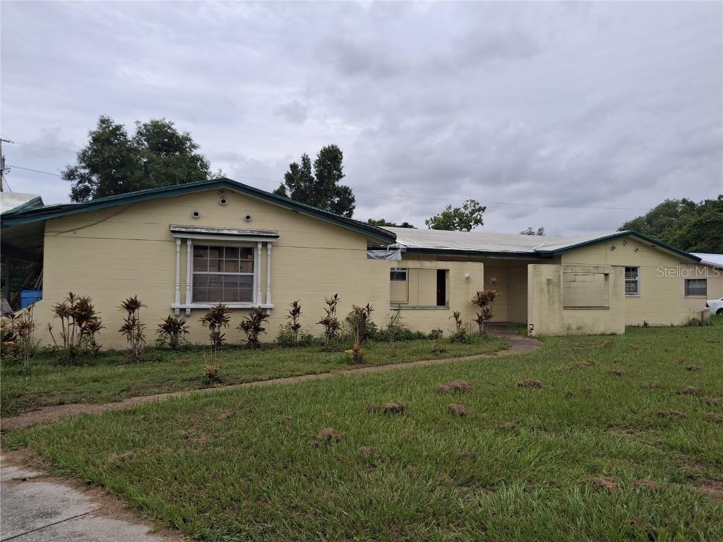 4448 Bethlehem Rd., Dover, FL 33527