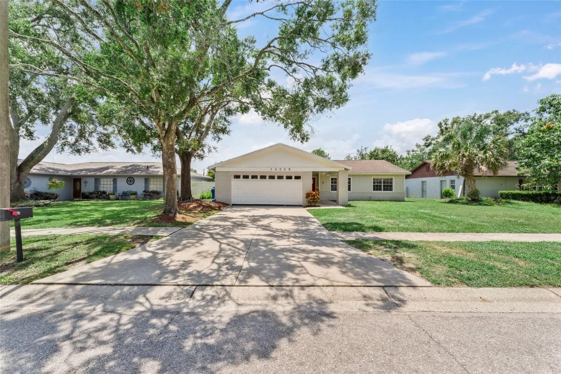13508 Capitol Dr., Tampa, FL 33613