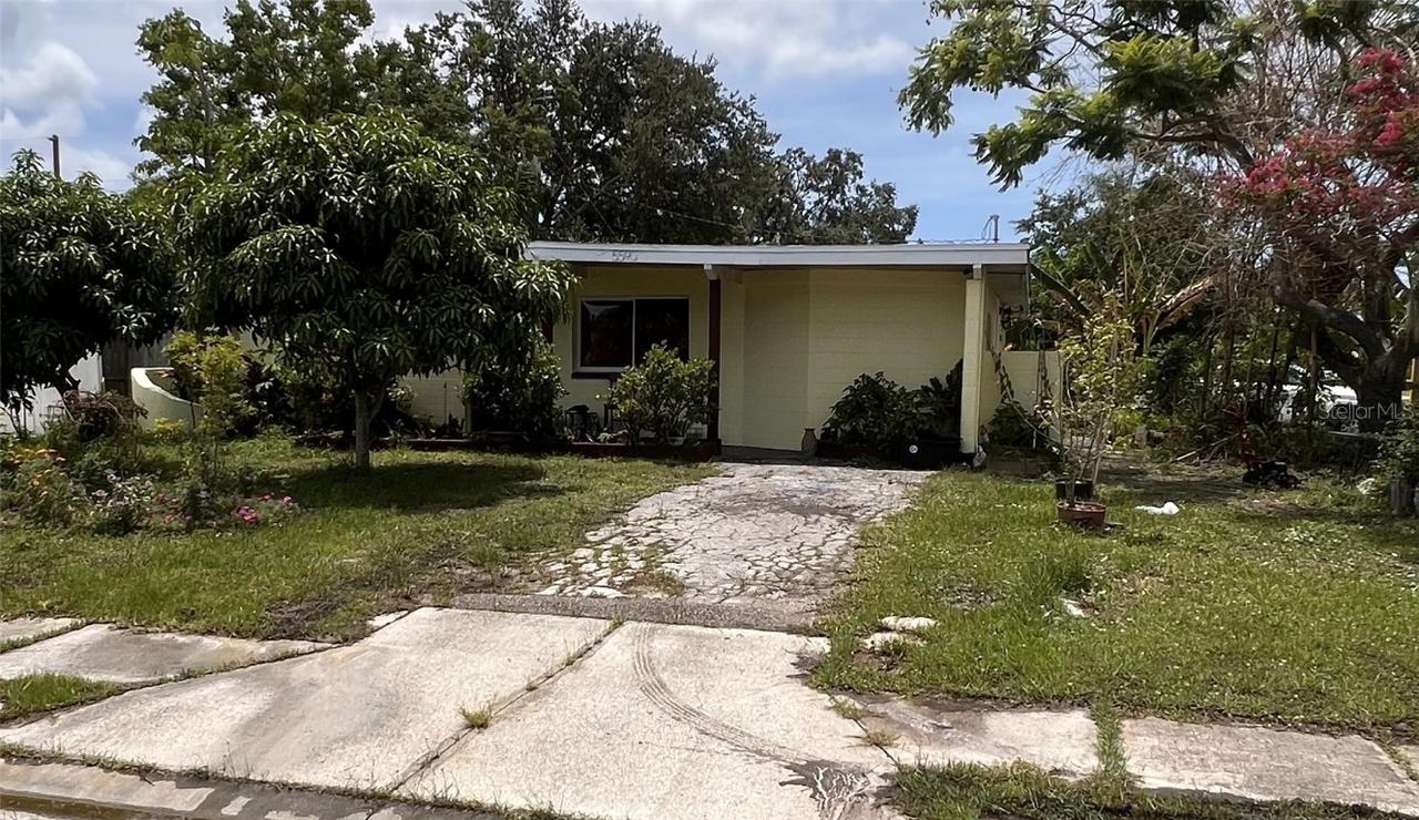 5590 96th Ter., Pinellas Park, FL 33782