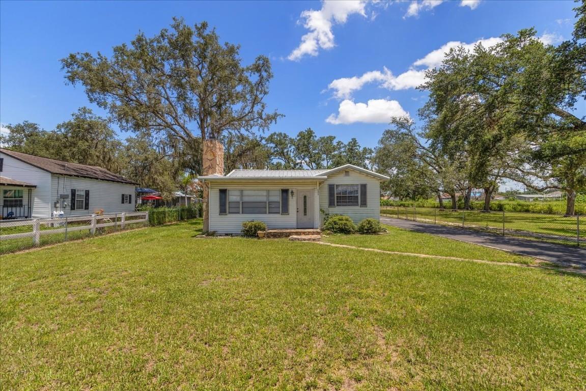 6923 W Mohawk Ave., Tampa, FL 33634