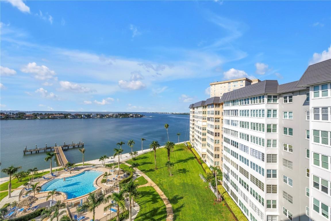 5108 Brittany Dr. #908, St Petersburg, FL 33715