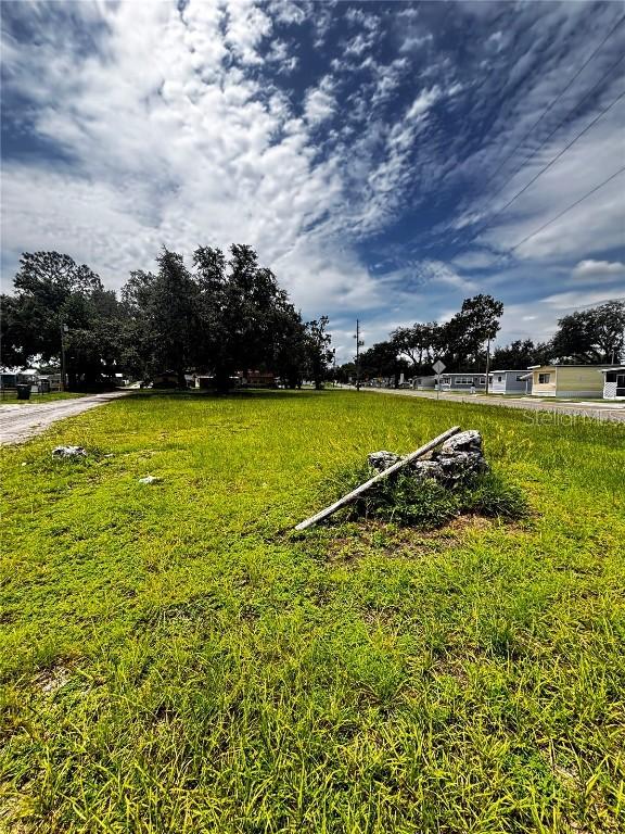 15th Ave., Zephyrhills, FL 33542