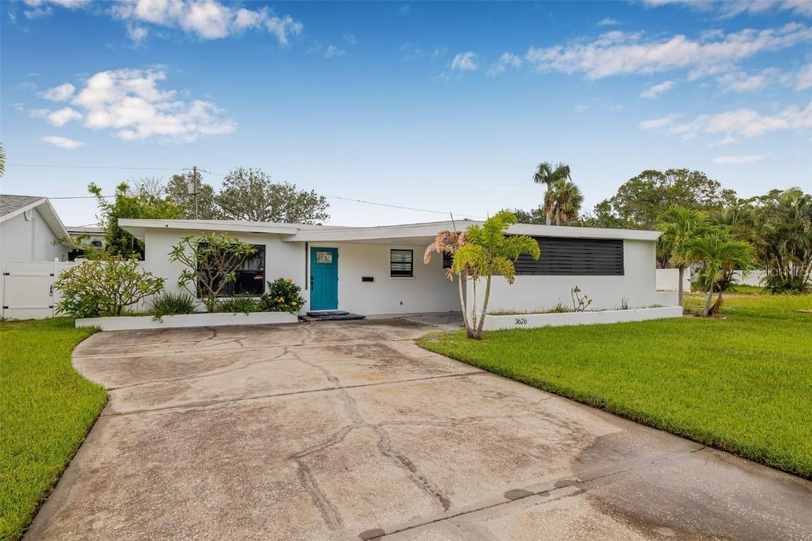 3626 Bayshore Blvd., St Petersburg, FL 33703