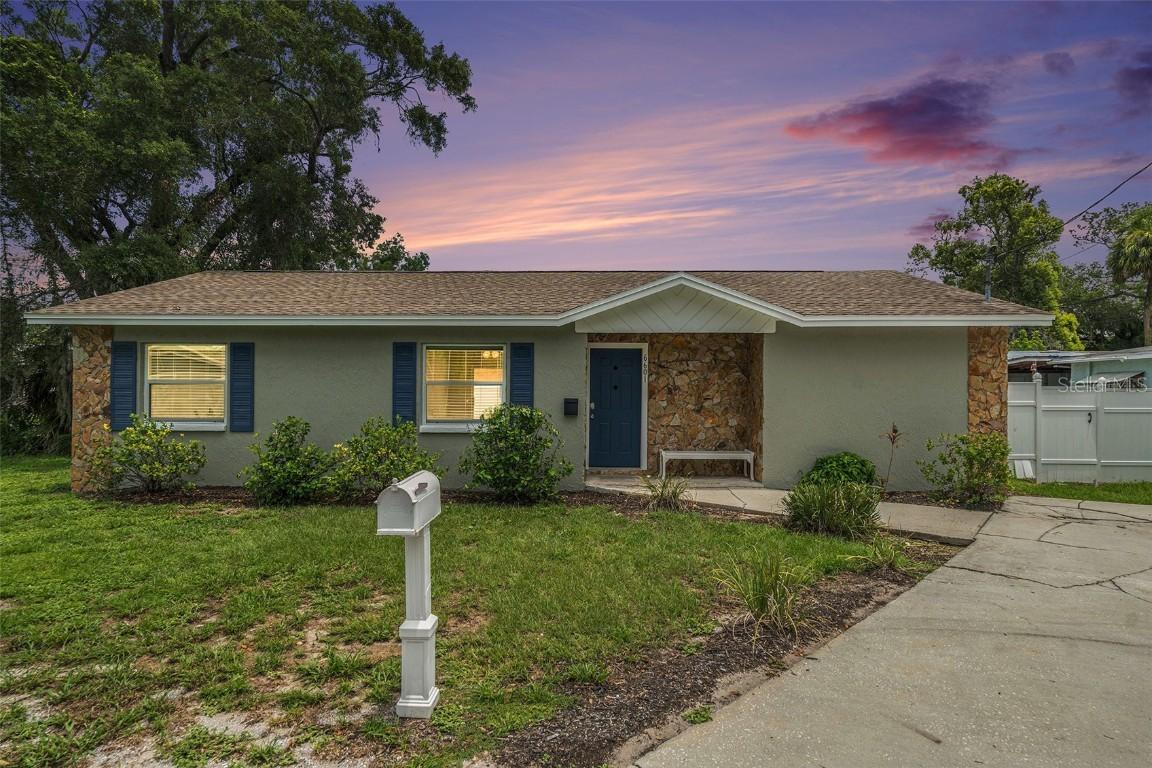 6601 N Elizabeth St., Tampa, FL 33604
