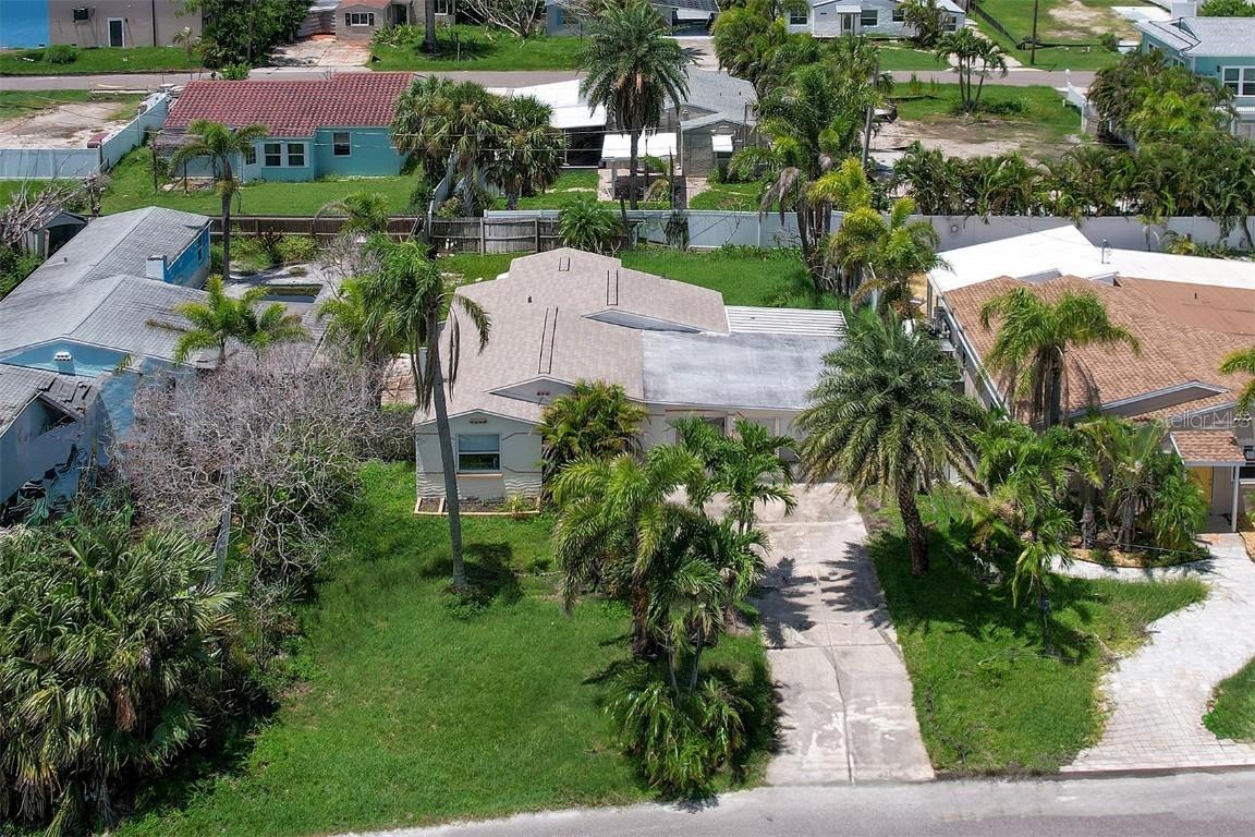 16104 Redington Dr., Redington Beach, FL 33708
