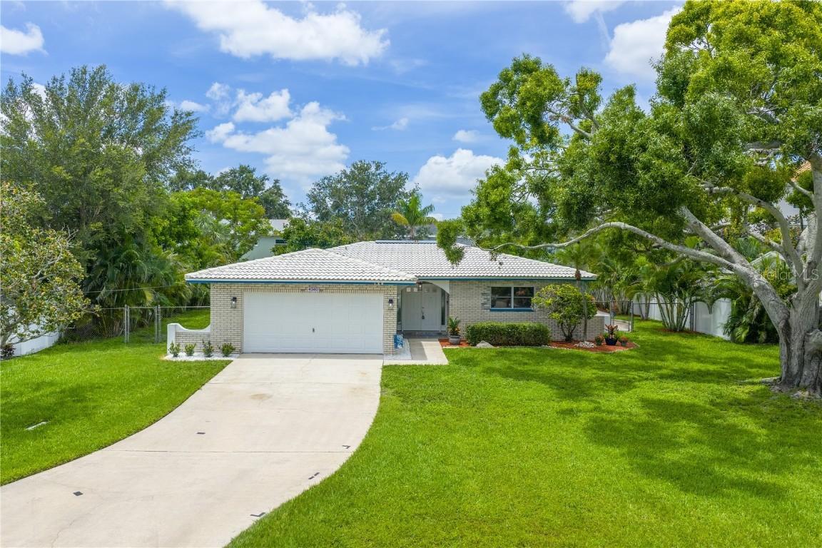 4540 Bayshore Blvd., St Petersburg, FL 33703