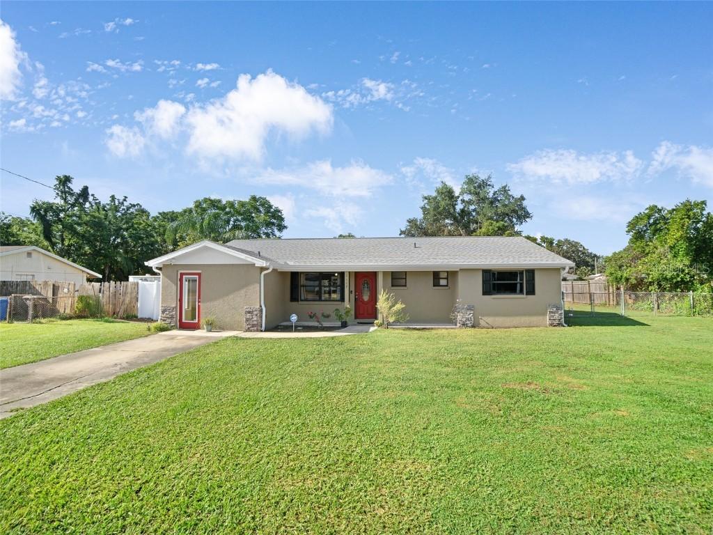 2107 E Lumsden Ave., Valrico, FL 33594