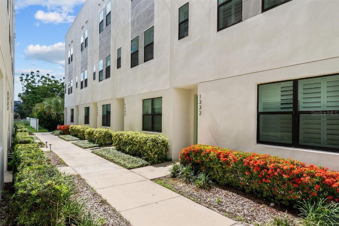 1332 W Gray St. #8, Tampa, FL 33606