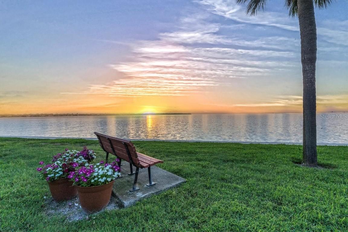 7540 Sunshine Skyway Ln. #P10, St Petersburg, FL 33711
