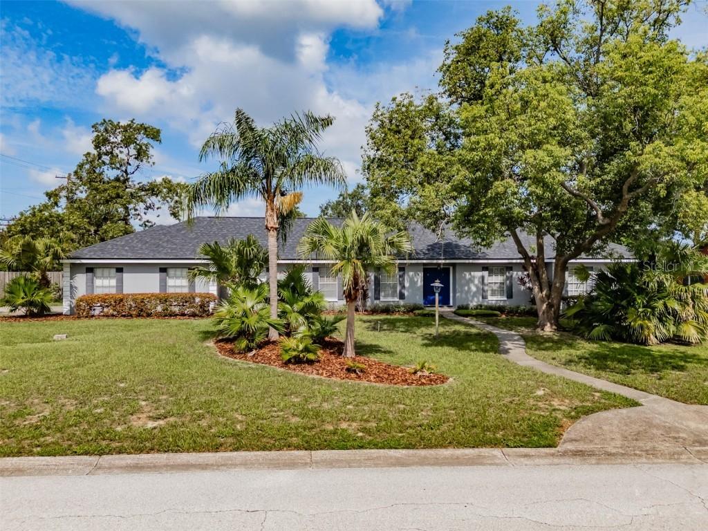 1302 Ivywood Dr., Brandon, FL 33510