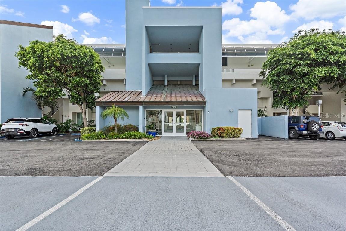 5151 Isla Key Blvd. #220, St Petersburg, FL 33715