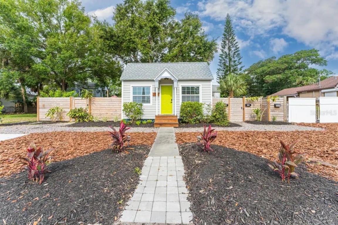 3320 18th St., St Petersburg, FL 33713