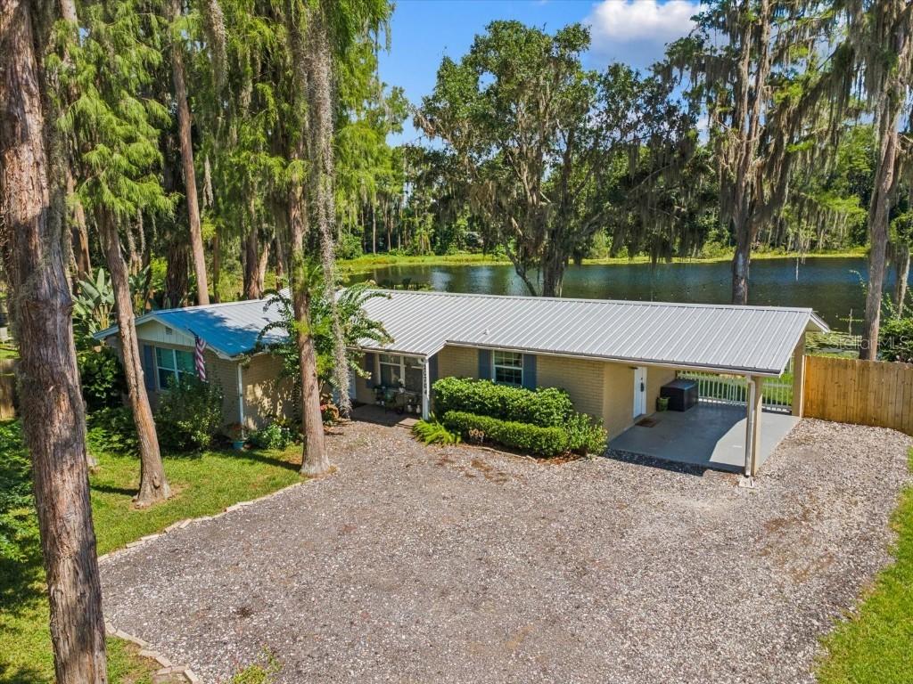 20704 Preston Ln., Lutz, FL 33558