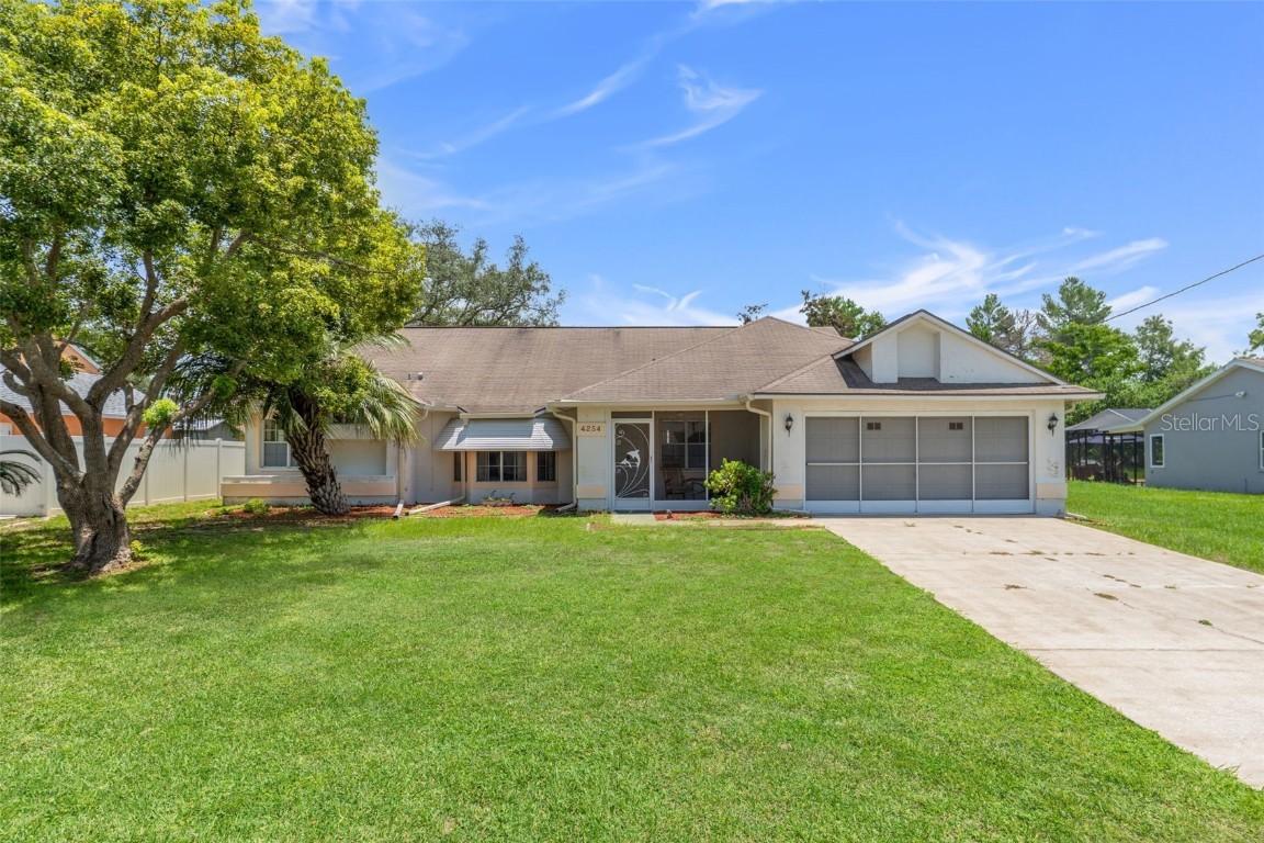 4254 Hoffman Ave., Spring Hill, FL 34606