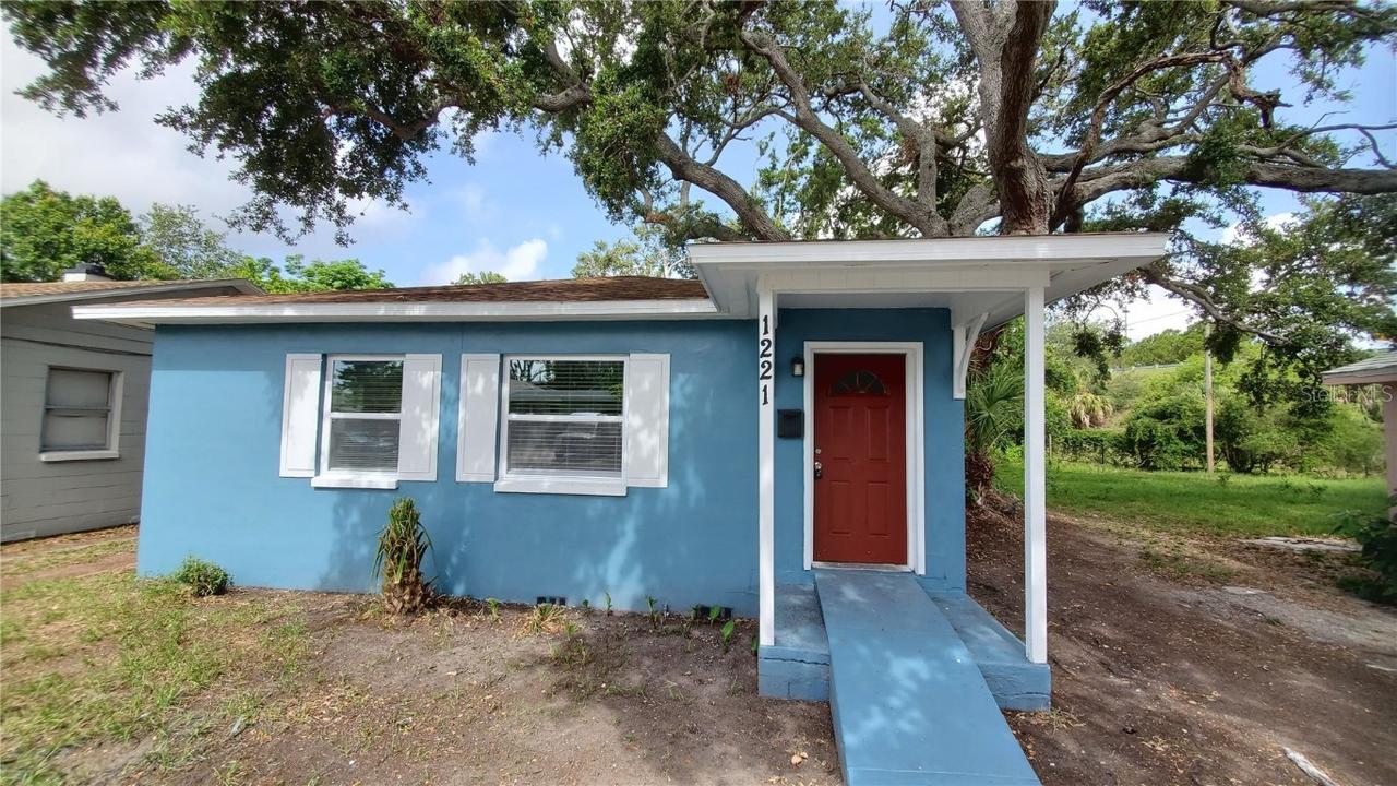 1221 30th St., St Petersburg, FL 33712
